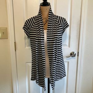 Byer California Byline striped short sleeved cardigan handkerchief hem L